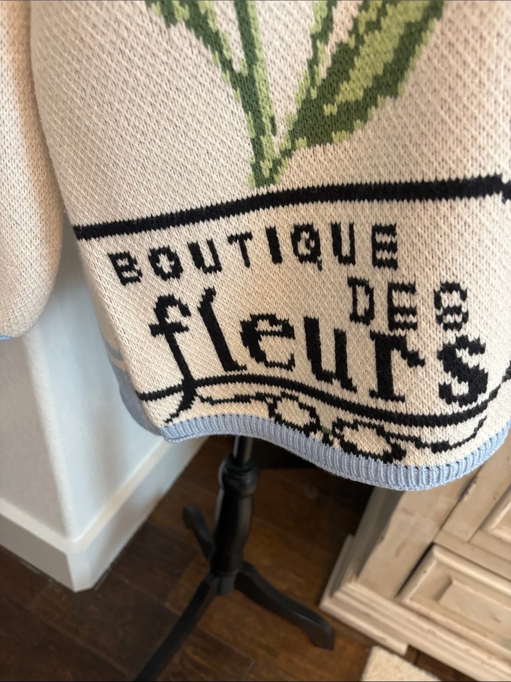 Floral Patchwork Button-Front Cardigan Sweater - Light Blue / Cream